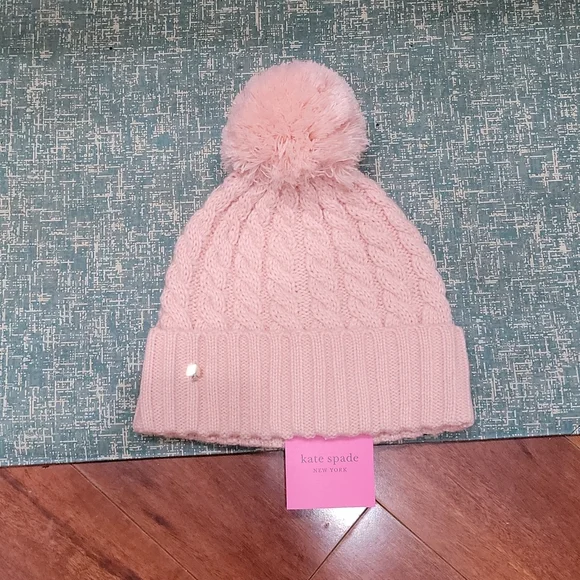 NWT WOMEN\'S KATE SPADE CABLE KNIT BEANIE HAT with POM. Kate Spade Black Cable Knit Cuff Pom Beanie Women main image 2